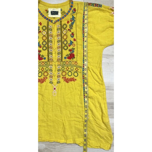 Johnny Was Mustard Floral Embroidered Top. Size: L - Picture 5 of 7